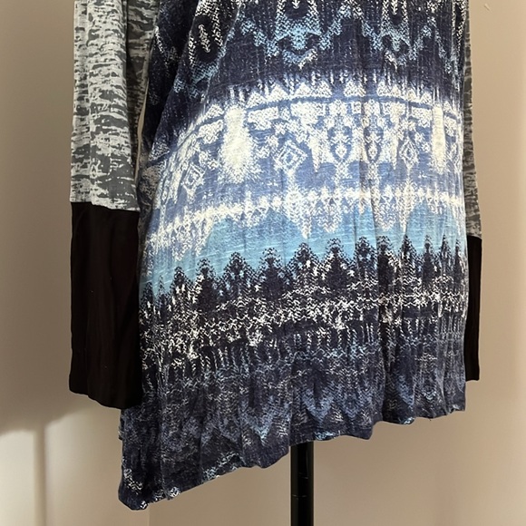 NWOT rxb printed extra soft long sleeve - Picture 4 of 8